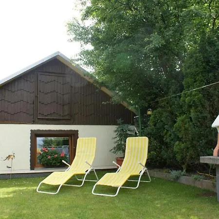 Schelle Holiday home Altenberg